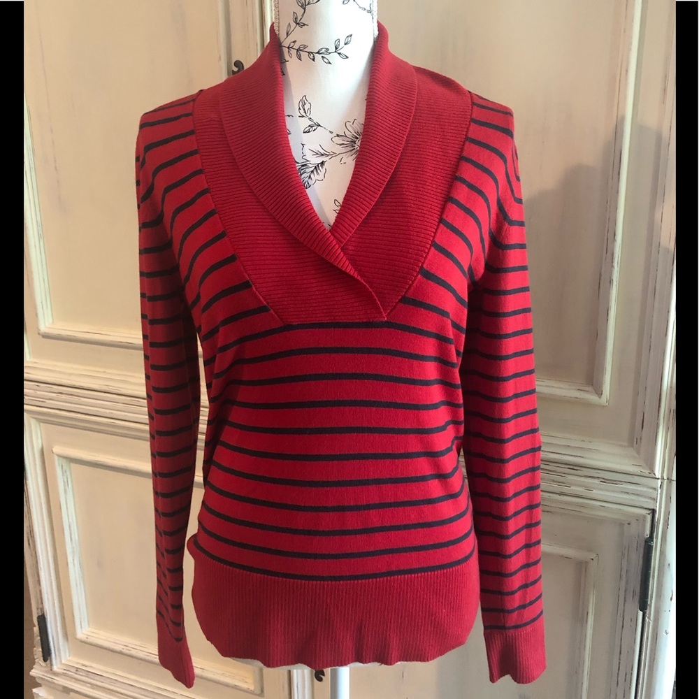 Woman’s Banana Republic Cowl Neck Sweater